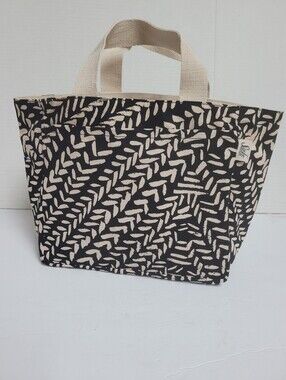 Sseko Designs Hide & Seek Canvas Tote Organizer Black & Cream Leaf Pattern